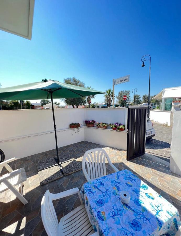 Villa Pisola Fiumicino Airport - Seafront מראה חיצוני תמונה